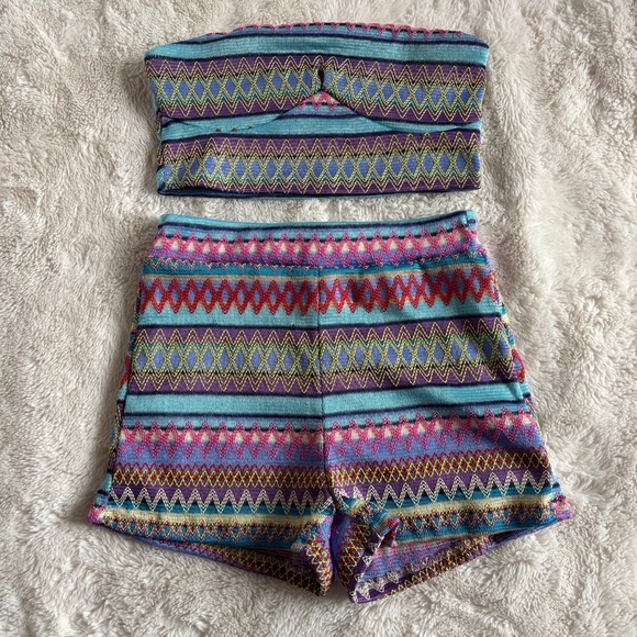 SHEIN Pants - Shein Shorts Outfit Top Colorful Lined Bottom Summer Pink Blue Women's Size M